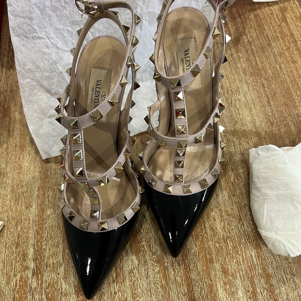 Valentino Patent Leather Rockstud Cage Pump 100M